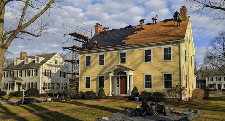 November Roof Care Tips from a Roofing Contractor Williamsburg